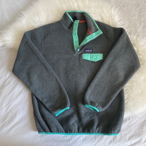 Patagonia Sweaters - PATAGONIA Synchilla Fleece size M